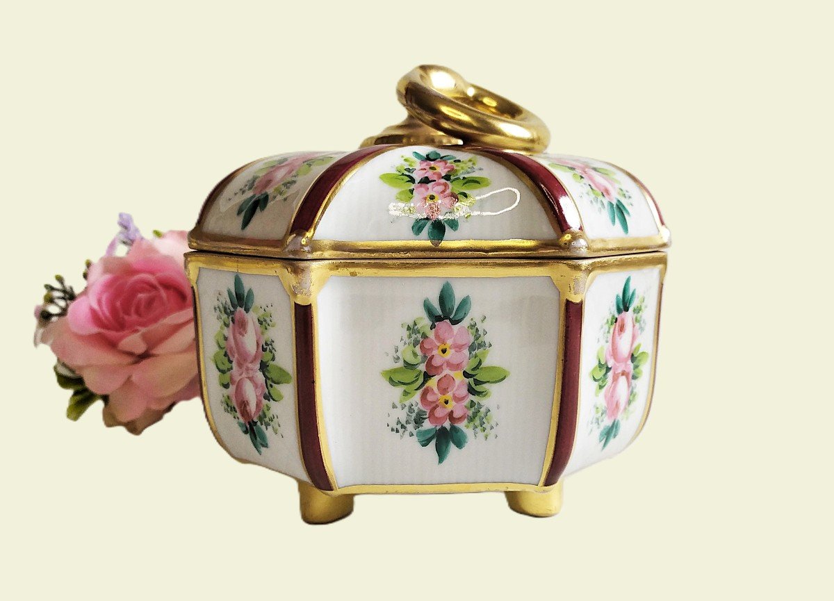 Limoges Coffret Bonbonnière En Porcelaine Peinte