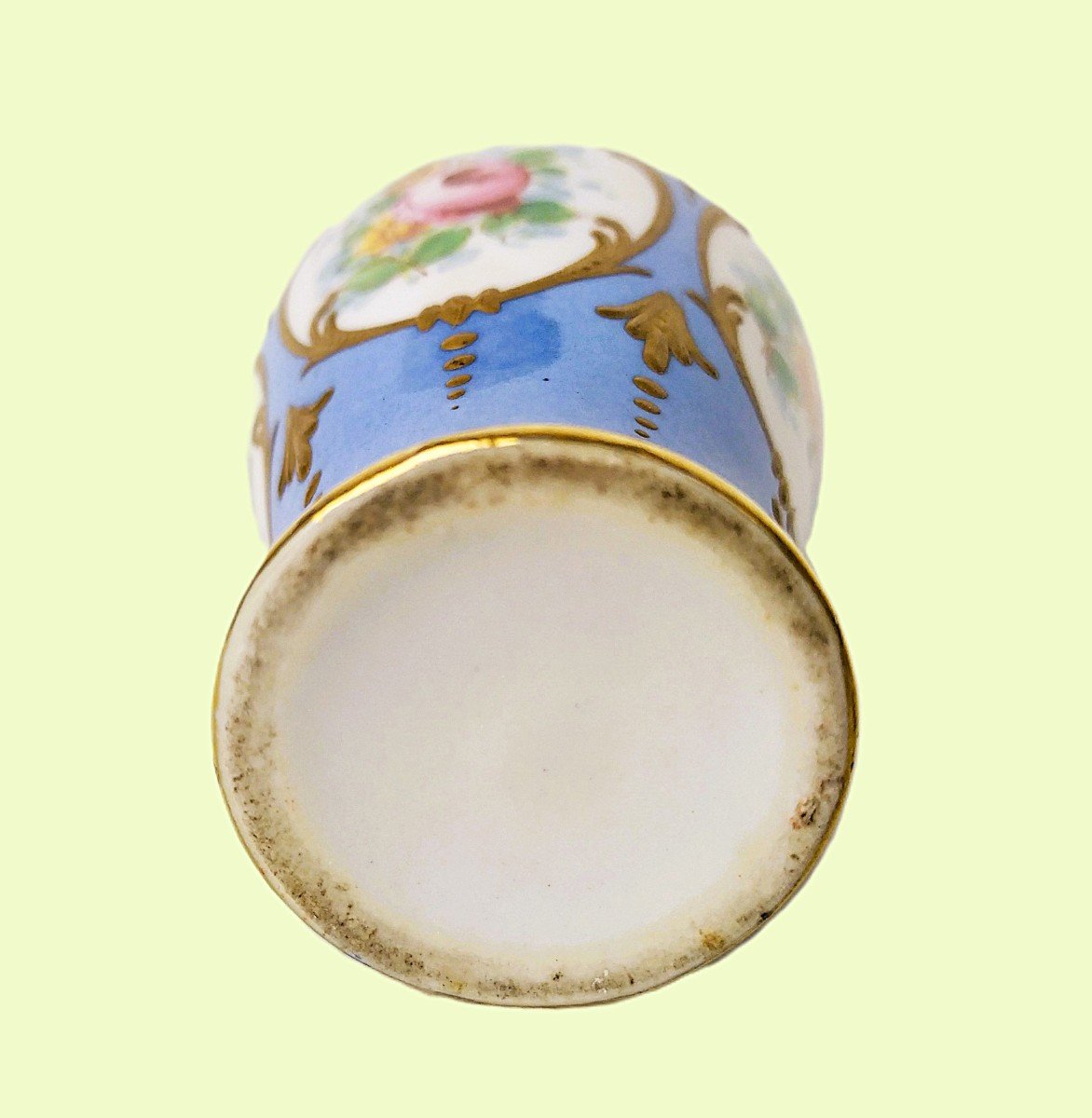 Hand Painted Small Vase In Paris Porcelain 19th Century Victorian Decor Roses 19th Century-photo-3