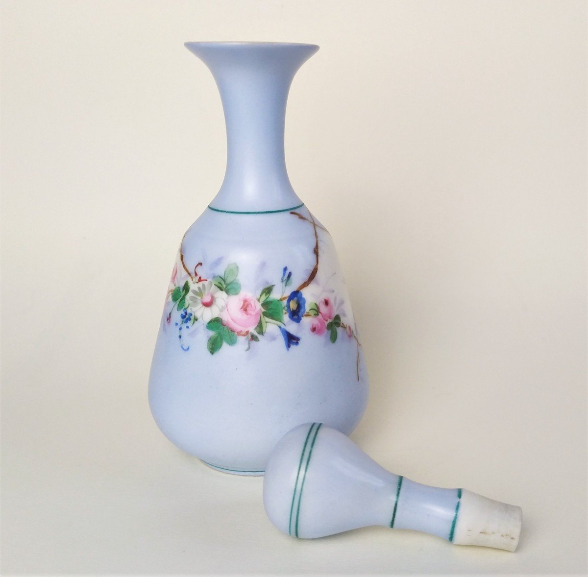 Painted Porcelain Perfume Bottle 19th Century -photo-2