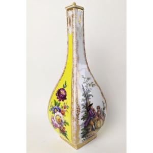  Porcelaine Peinte Allemande Dresden Bouteille Décorative XIXème