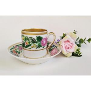 Tasse Et Soucoupe En Porcelaine De Paris Décor Peint à La Main 19ème