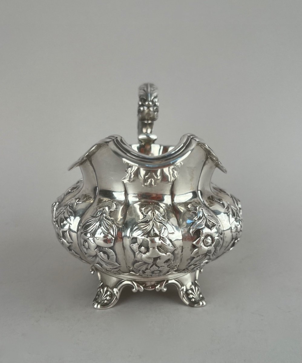 19th Century English Silver Milk Jug-photo-3