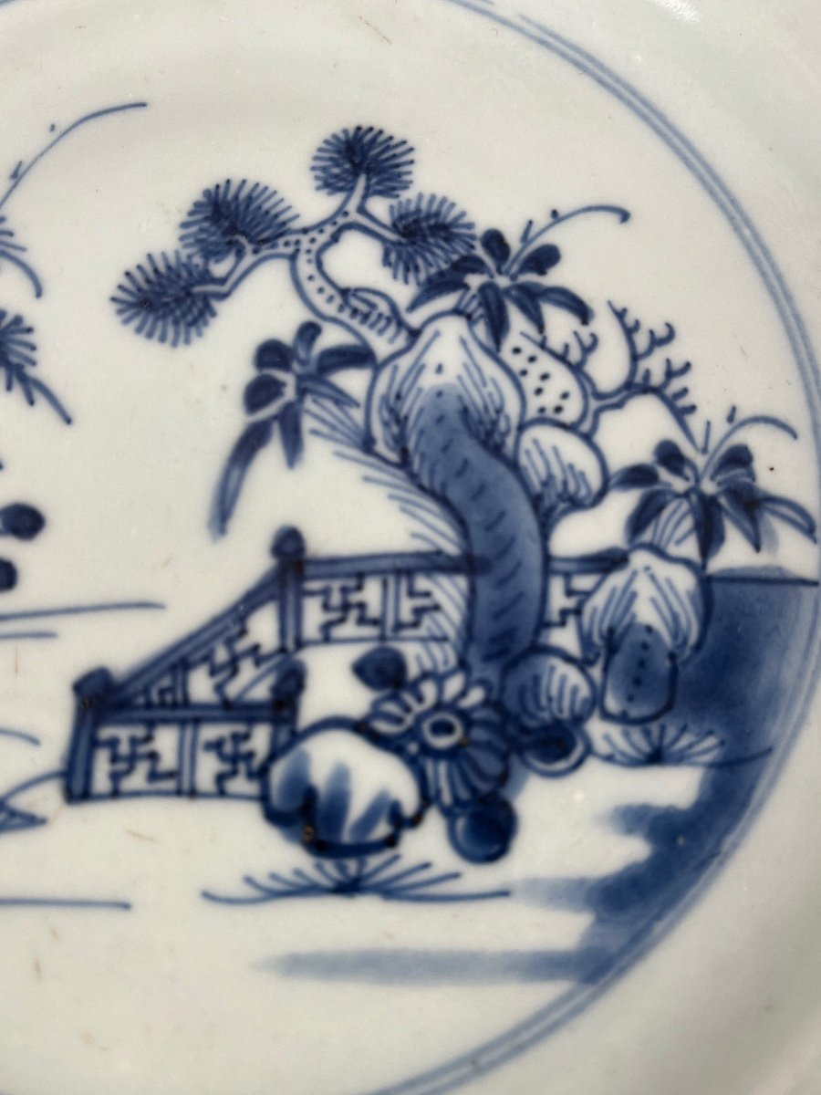 18th Century Chinese Blue Porcelain Plate  -photo-3