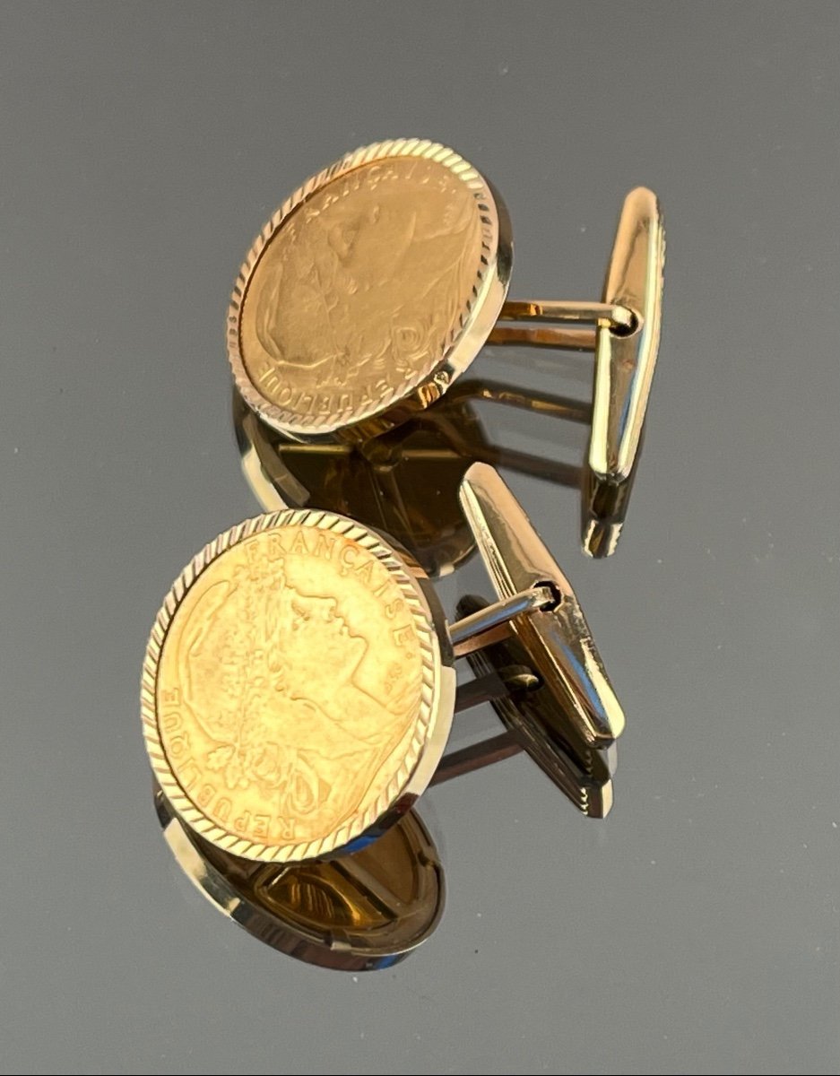 Pair Of Cufflinks With Gold Francs