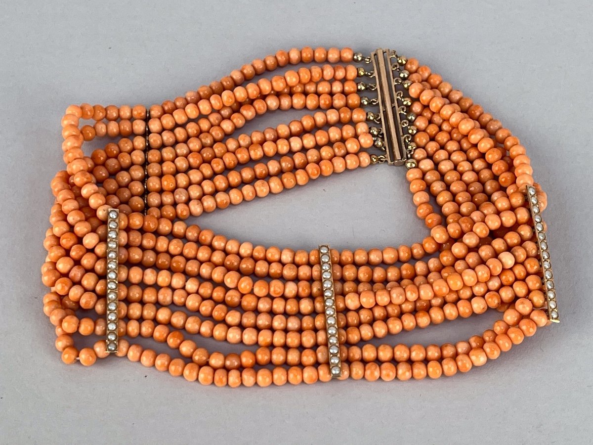 Necklace  Named "dog Collar" In Coral Beads, Beads From The Beginning Of The 20th Century-photo-1