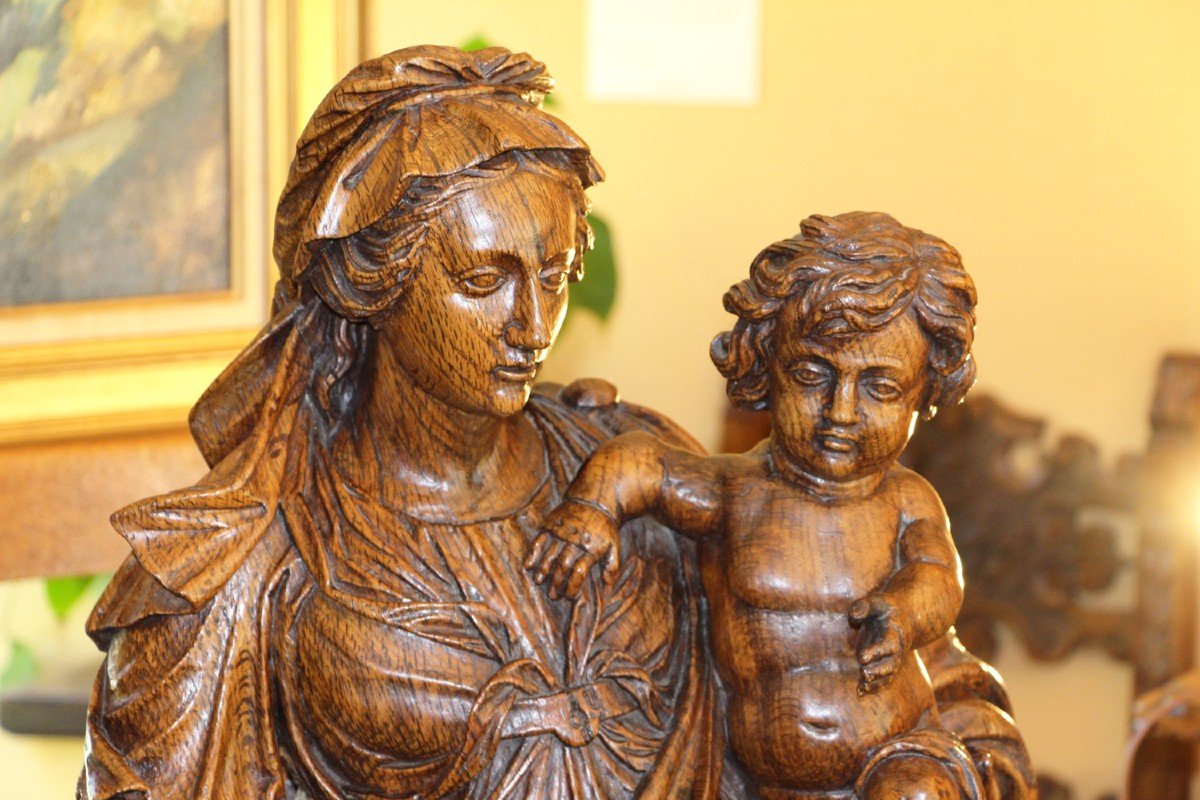 Important Virgin And Child In Carved Oak. 18th Century-photo-4