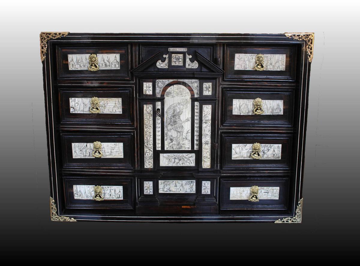 Cabinet D’époque XVIIème