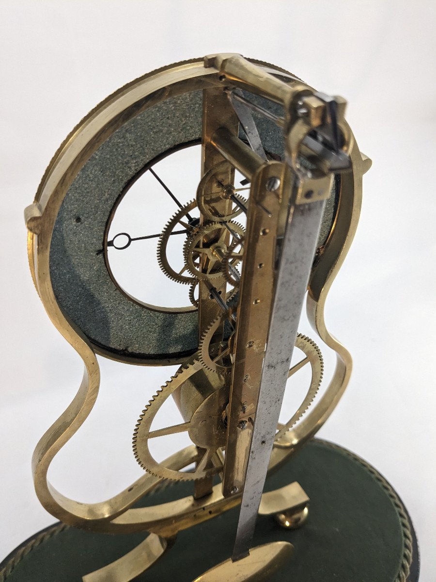 Beautiful 19th Century Skeleton Clock, "keyhole Frame" Model-photo-4