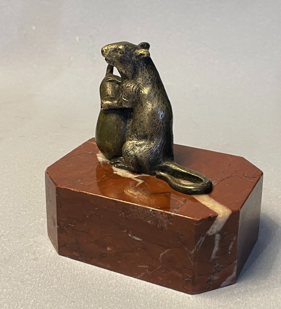 Mouse With A Pear. 19th Century Bronze Sculpture-photo-4