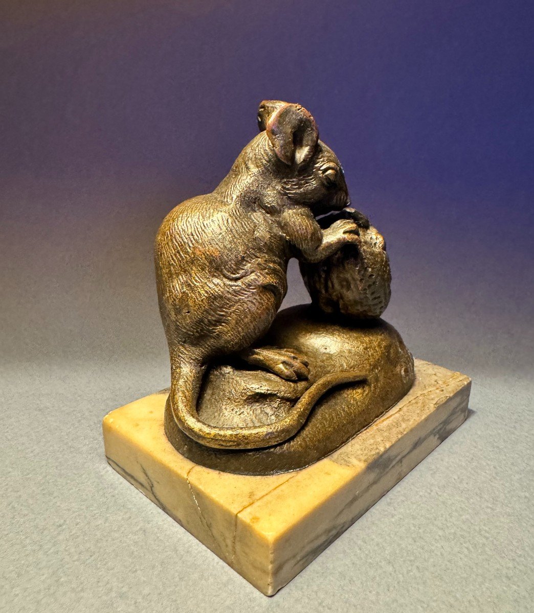 Animal Bronze ''mouse With A Nut'' By Clovis Masson-photo-3