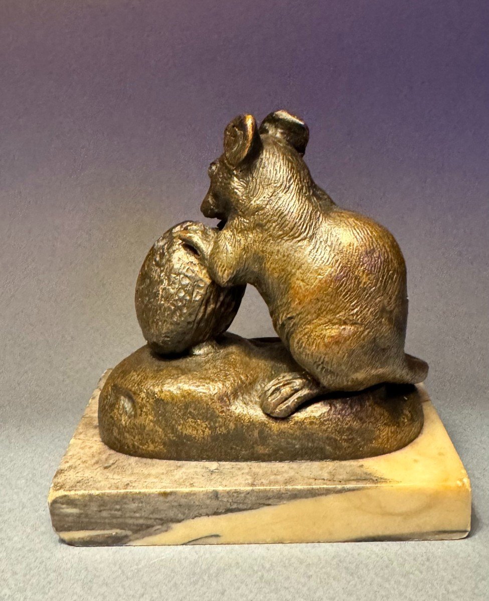 Animal Bronze ''mouse With A Nut'' By Clovis Masson-photo-1