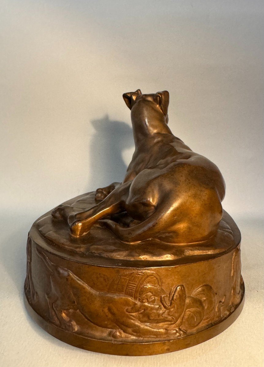 Grégoire GIRAUD. Chien couché en Bronze F. Barbedienne-photo-3