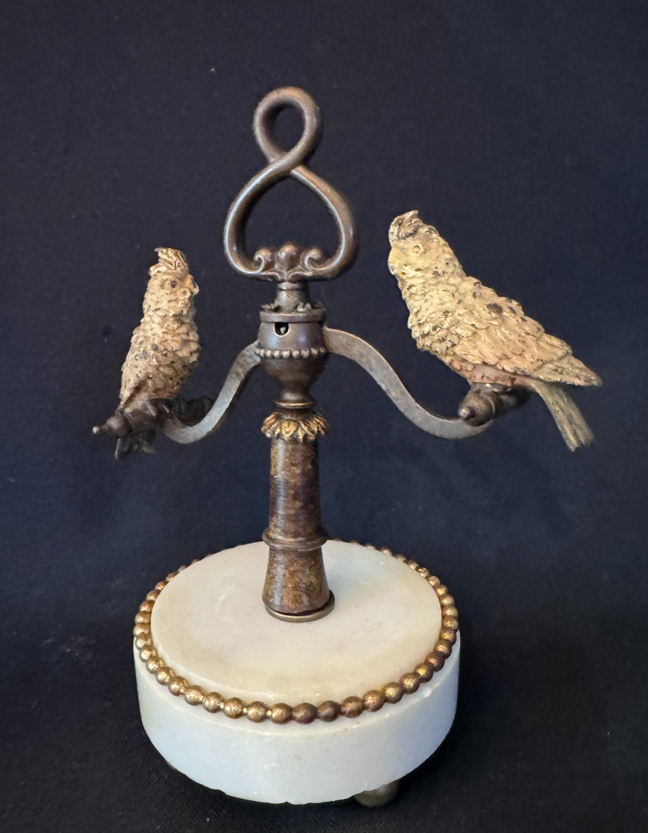 Articulated Vienna Bronze Sculpture "parrot Swing" (cockatoo)-photo-1