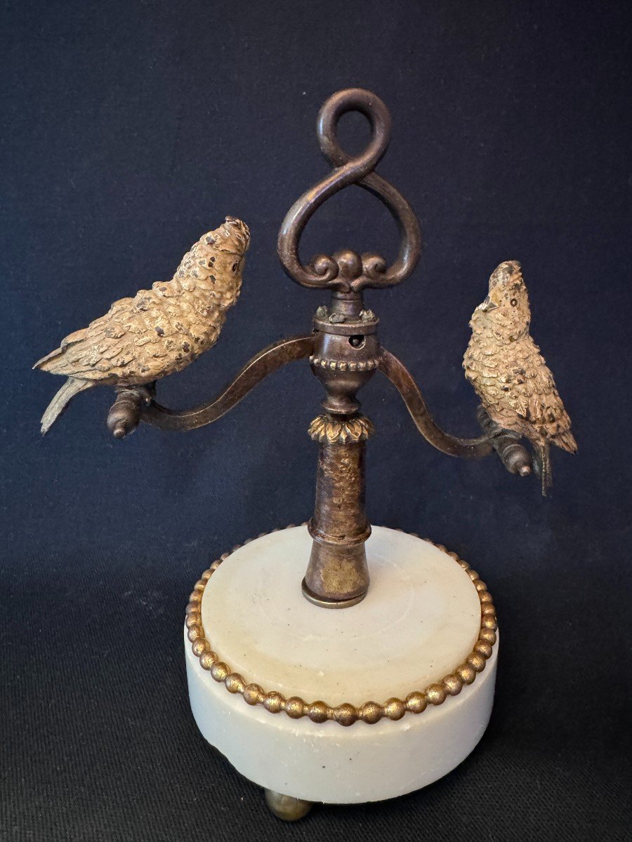 Articulated Vienna Bronze Sculpture "parrot Swing" (cockatoo)-photo-6