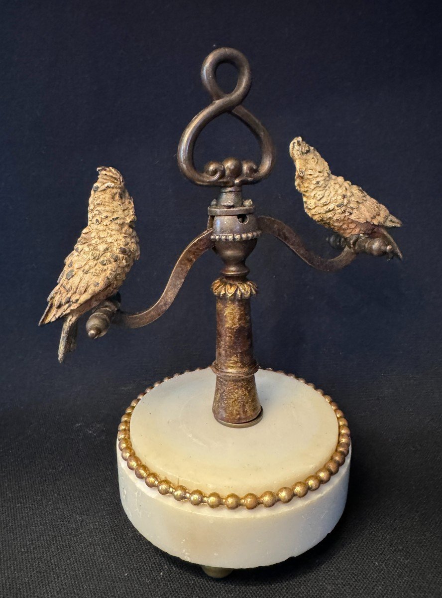 Articulated Vienna Bronze Sculpture "parrot Swing" (cockatoo)