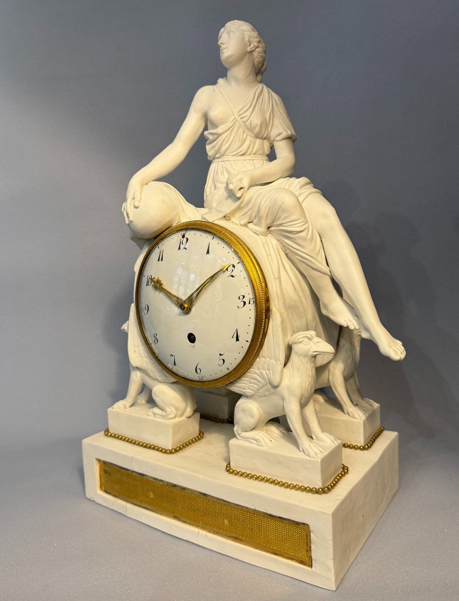 Louis XVI Allegorical Clock In Biscuit "uranie" 18th Century Period -photo-3