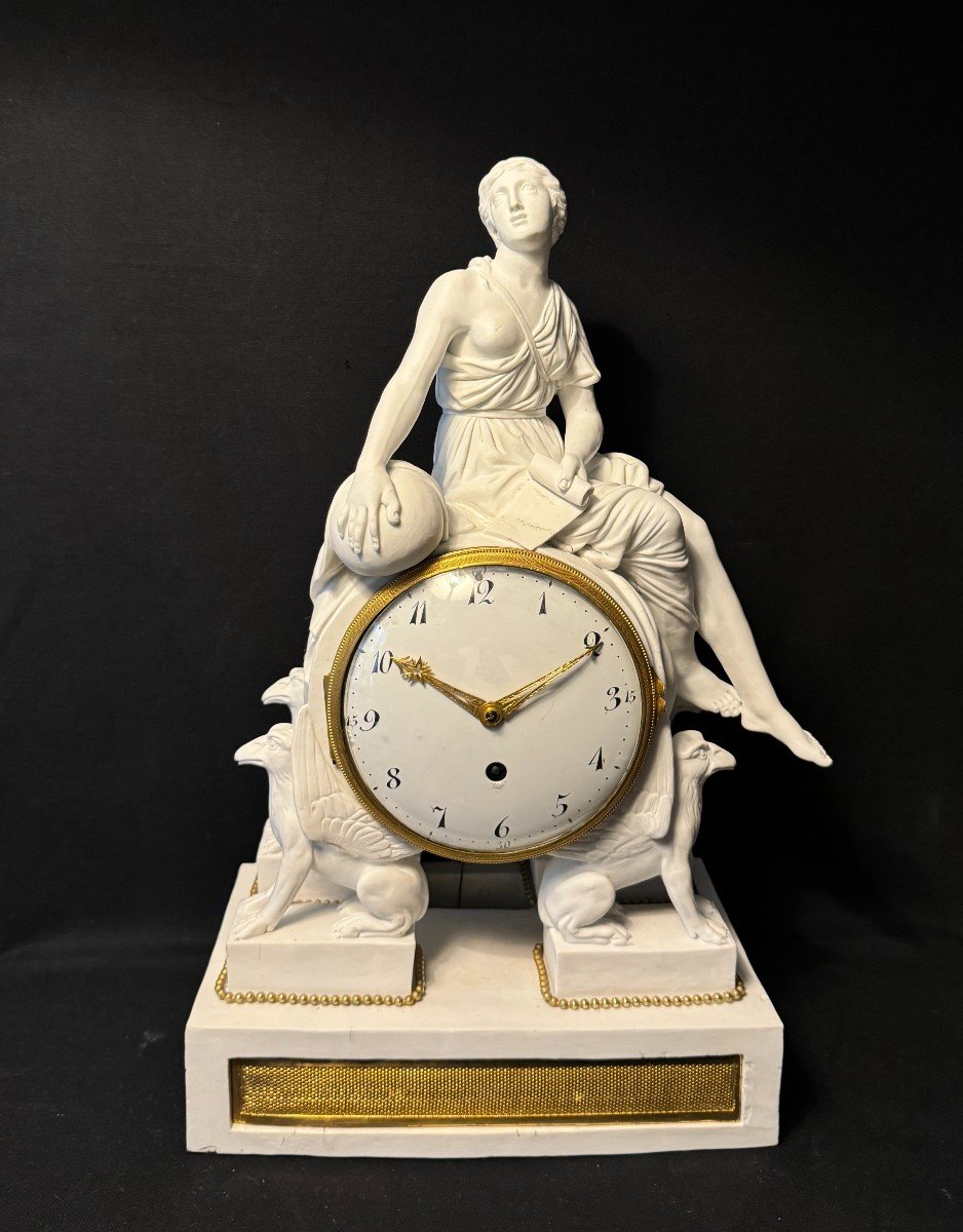 Louis XVI Allegorical Clock In Biscuit "uranie" 18th Century Period 