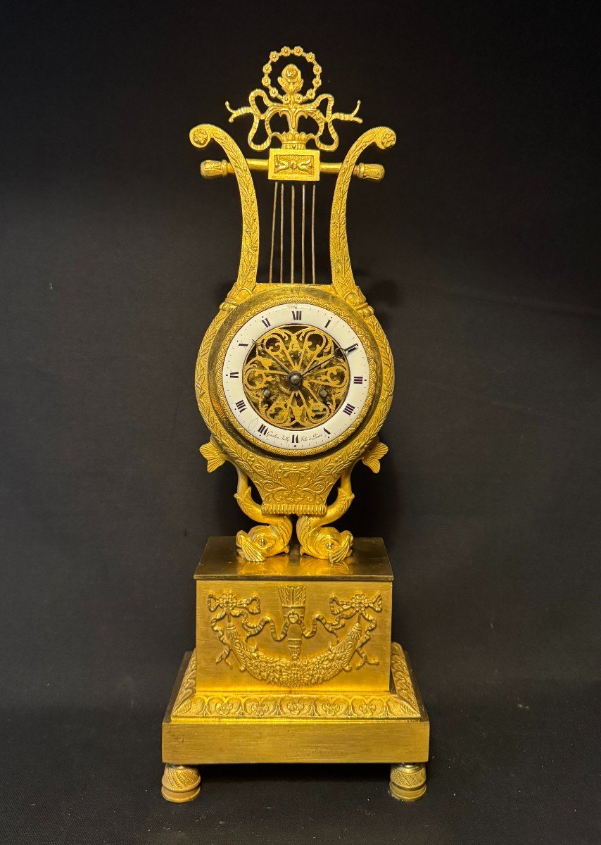 Empire Period Clock Lyre With Dolphins In Gilded Bronze-photo-1