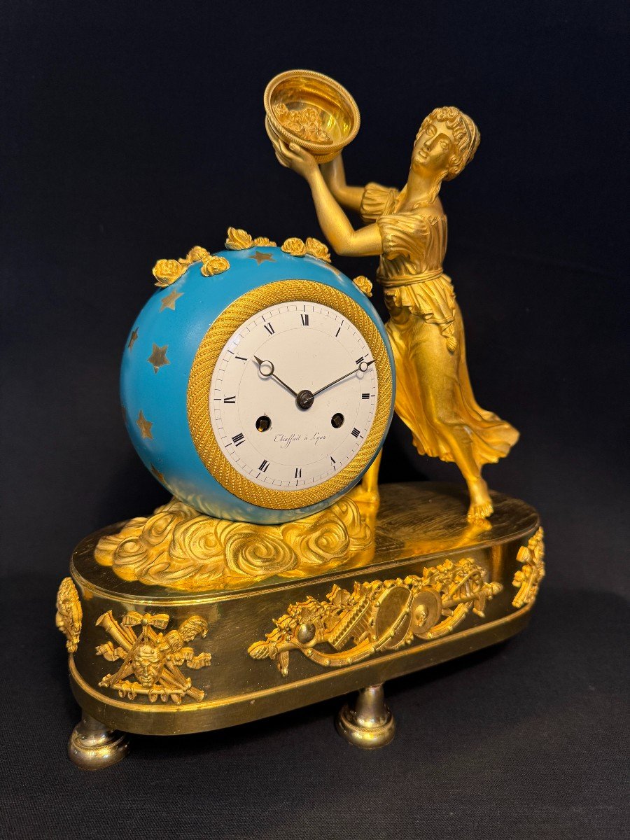 Empire Clock "flora Fertilizing The Universe" With Roses-photo-2