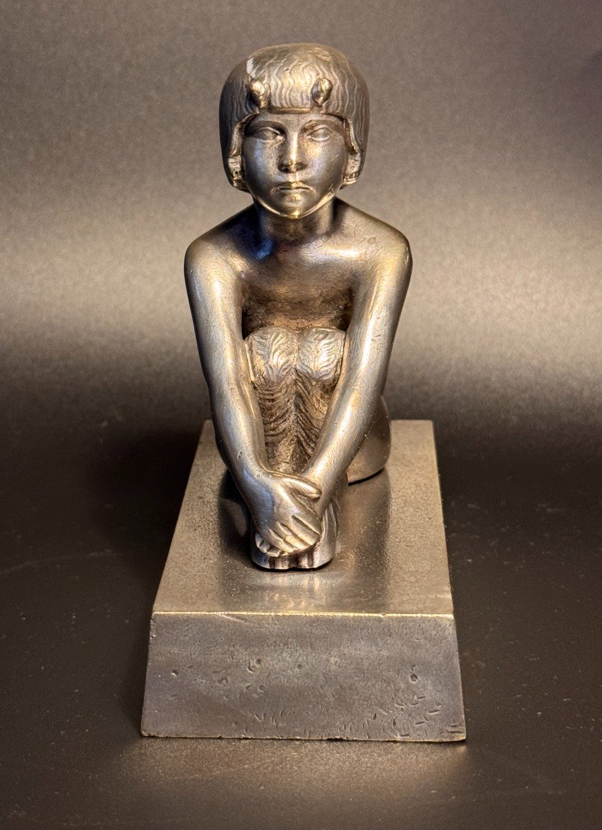 Paul Silvestre. Sculpture ArtDeco "Jeune faunesse" en bronze argenté-photo-3