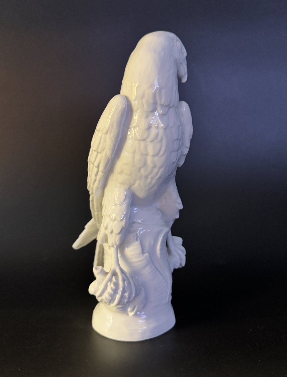 Berlin Kpm Bird Of Prey (falcon) In Porcelain H 24-photo-2