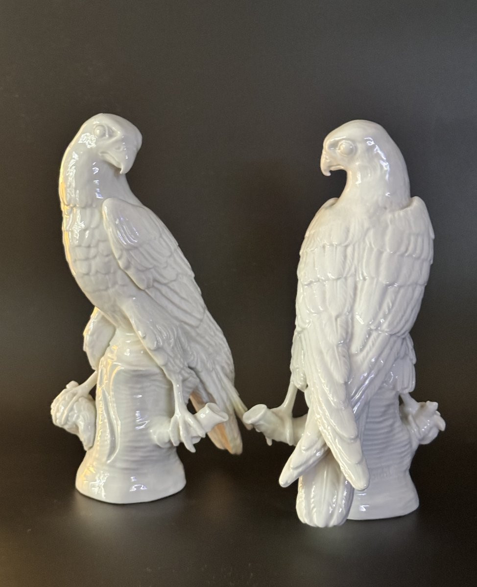 Berlin Kpm Bird Of Prey (falcon) In Porcelain H 24-photo-5