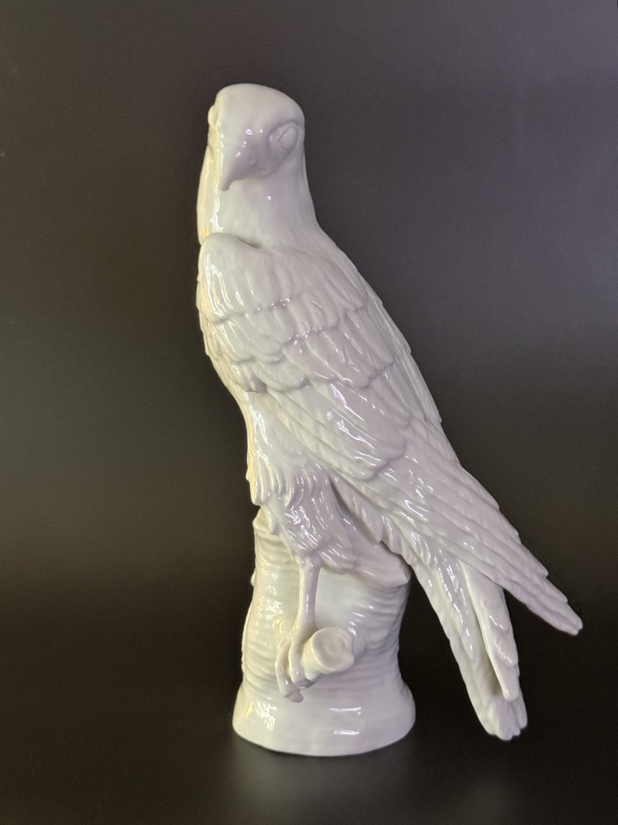 Berlin KPM Oiseau rapace (Faucon) en porcelaine H 24-photo-3