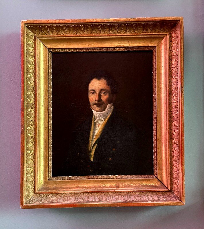 Portrait de jeune homme en buste, XIXème, Huile sur panneau.