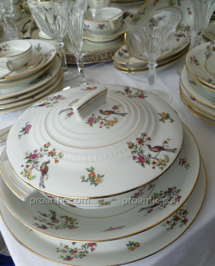 Service De Table En Porcelaine De Limoges-photo-2