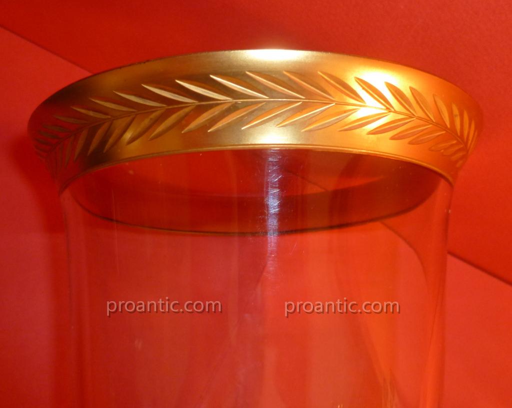 Small Gold Border Vase-photo-3