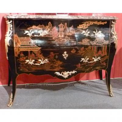 Commode Of Louis XV Style Wood Lacquered XIX °