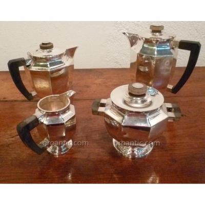 Coffee And Tea Set In Silver Metal