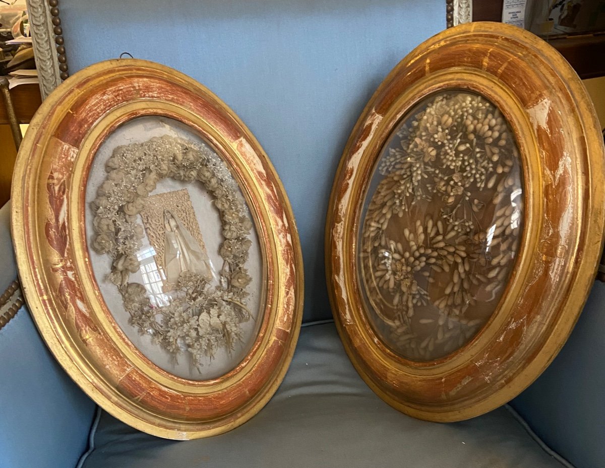  Pair Of Napoleon III Frames With Bridal Crowns 