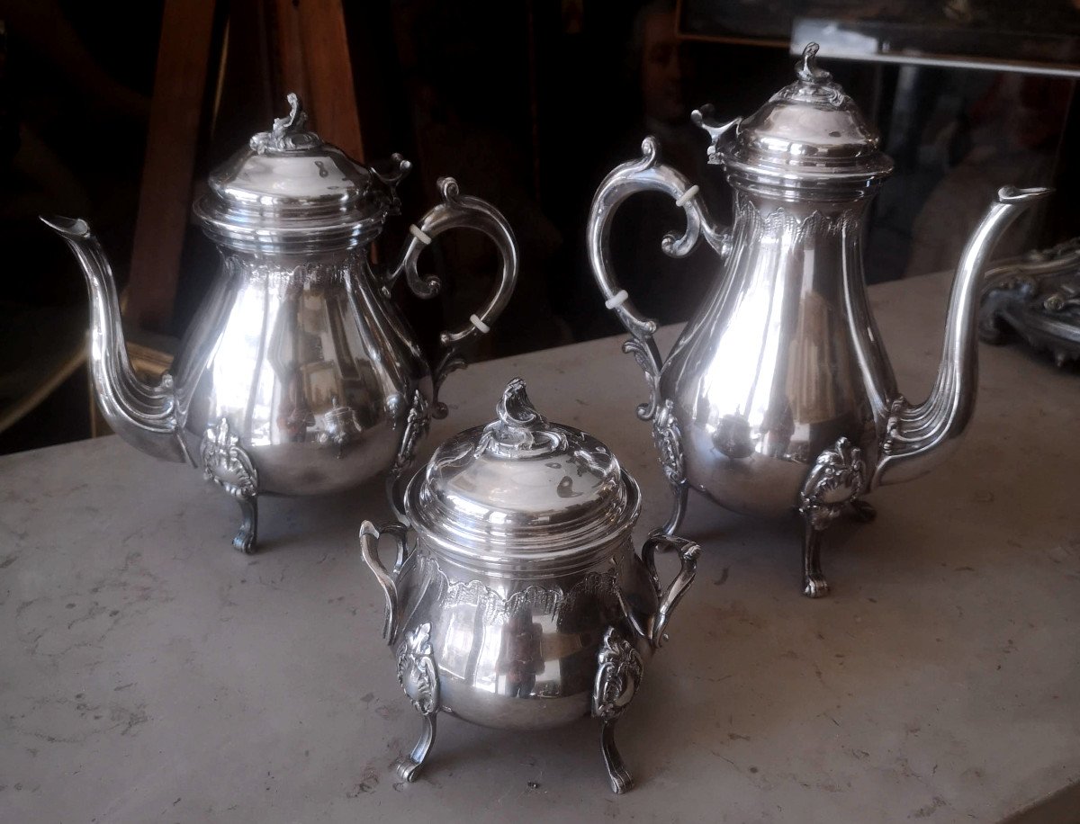 3 Piece Tea / Coffee Service In Silver Metal. Twentieth