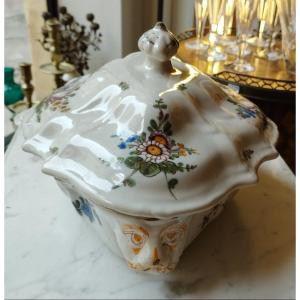 Tureen Earthenware South XVIII