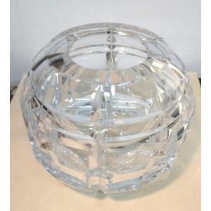 Vase boule en cristal taillé Tchécoslovaquie XX