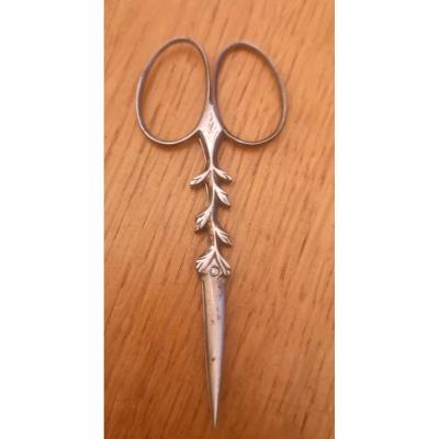 Pair Of Small Scissors In Polished Steel Nineteenth