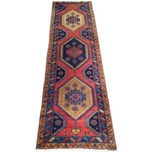 "hamadan" Runner Rug 325cm X 100cm