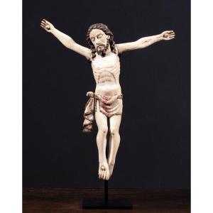 Christ In Carved Ivory. Early 17th Century Period