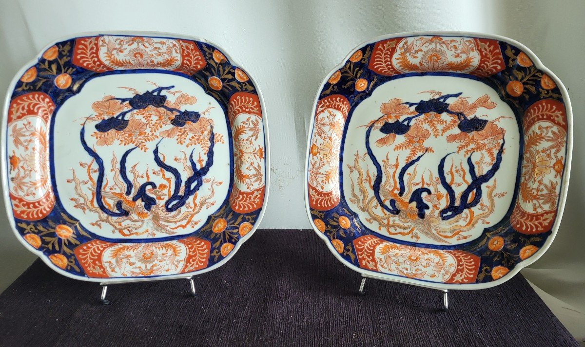 Pair Of Imari Porcelain Dishes Japan 19th Century 