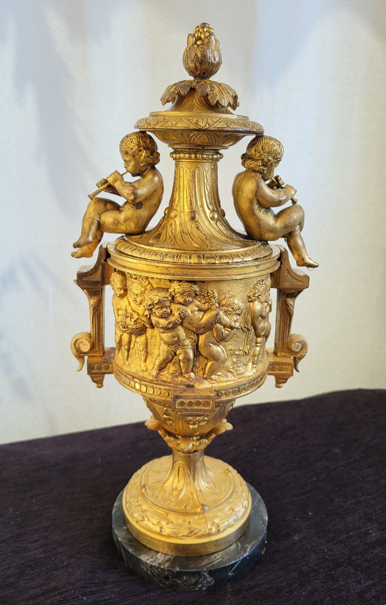 Vase Couvert  Bronze Doré Dlgclodion Sg Ph Mouret époque XIXe Siècle 