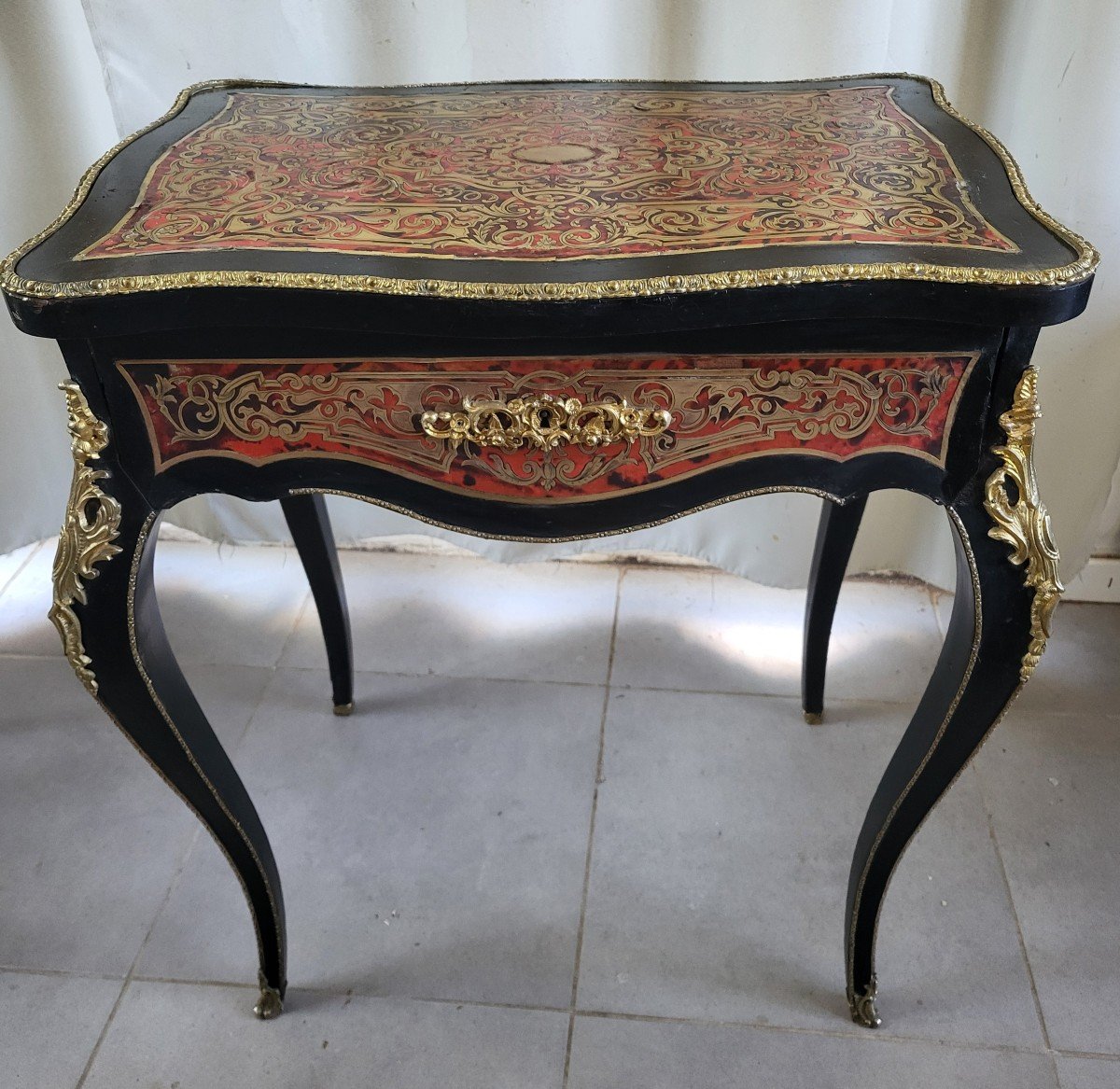 Table De Salon Marqueterie Boulle   écaille Rouge époque  Napoléon  III 