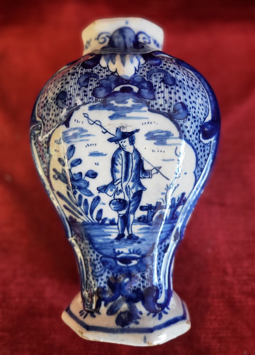 Small Delft Faience Vase From The 18th Century -photo-3