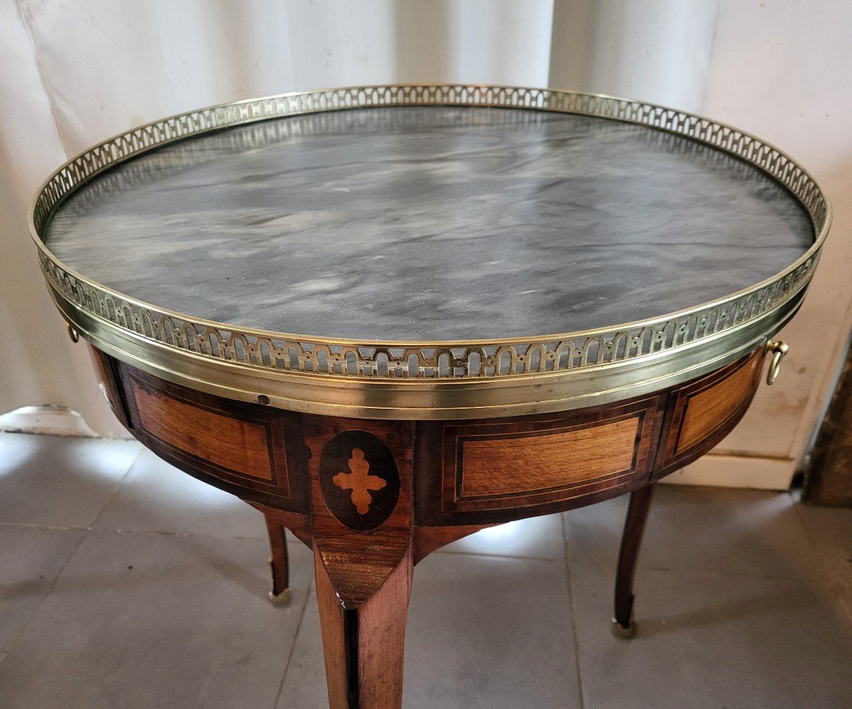 Louis XV Period Marquetry Coffee Table, 18th Century-photo-3