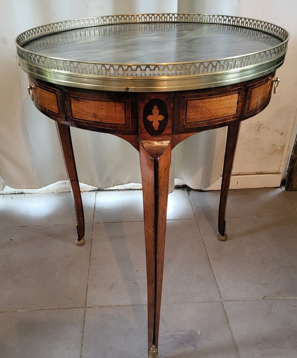 Louis XV Period Marquetry Coffee Table, 18th Century-photo-5