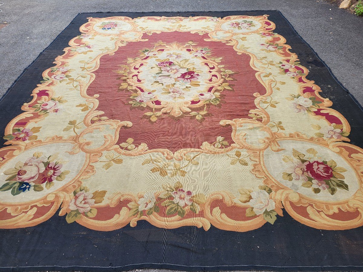 Grand Tapis Aubusson  époque Napoléon III XIXe  Siècle  430 X325cm