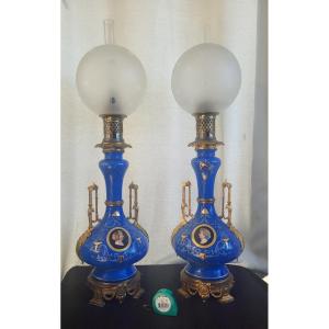 Important Pair Of Living Room Lamps With Bronze Frames, Napoleon III Period, 19th Century 