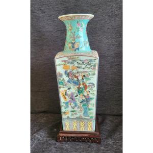 Large Chinese Vase, 19th Century Period 