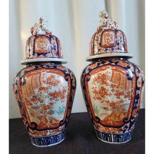 Paires De Grandes Potiches  Porcelaine Imari Japon  XIXe Siècle 