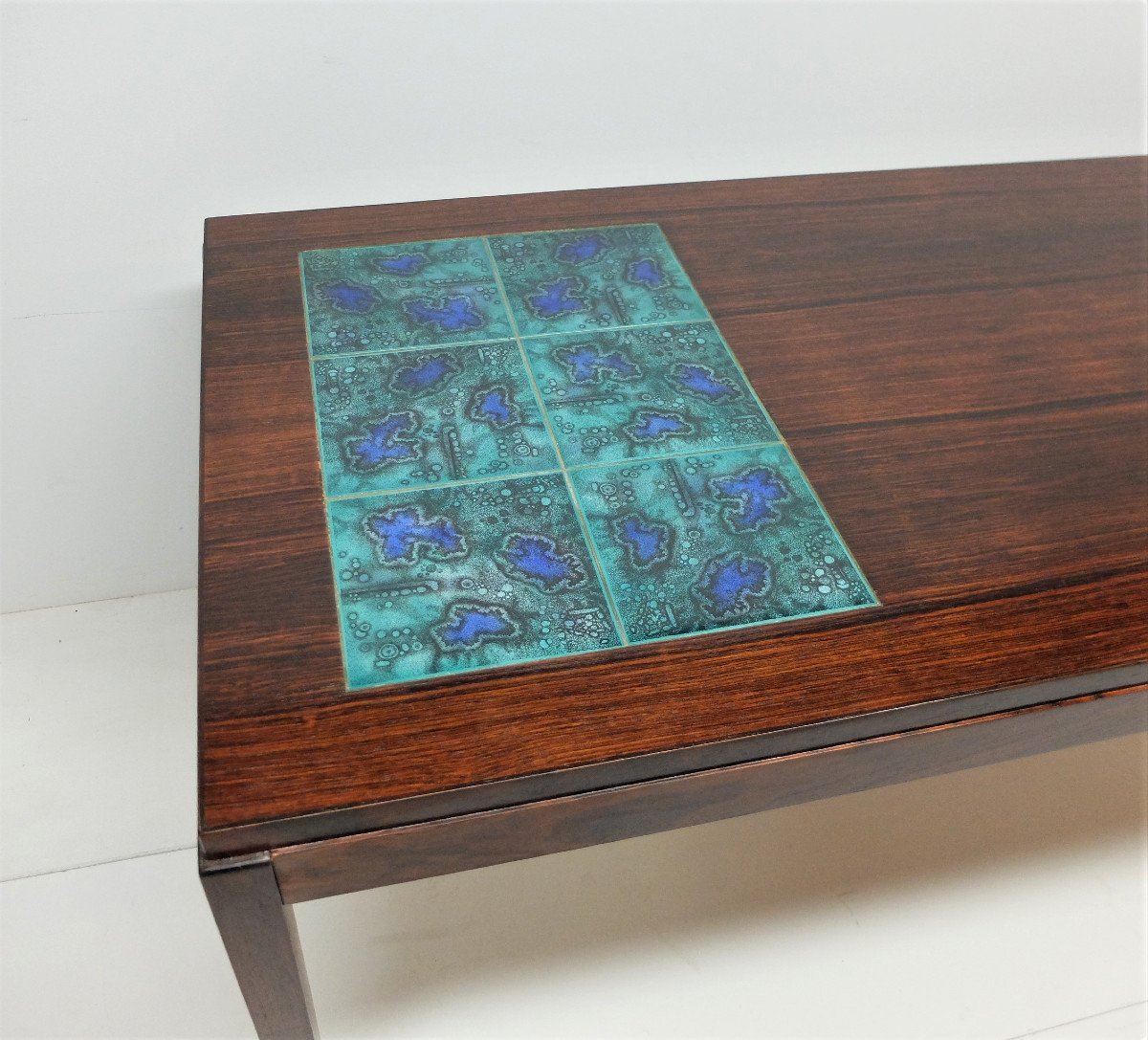 Scandinavian Coffee Table 1960, In Rosewood And Ceramic Tiles-photo-4